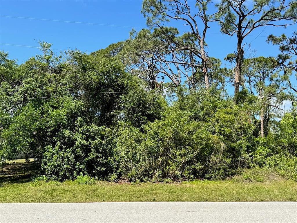 1303 Jacobs St LOT 15 Pt Charlotte, FL 33953 - Thumbnail 2