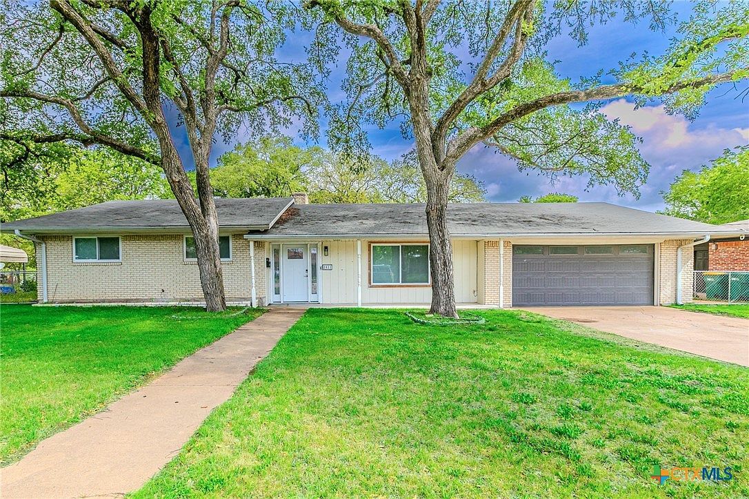 2411 Osage Rd Gatesville, TX 76528, 76528
