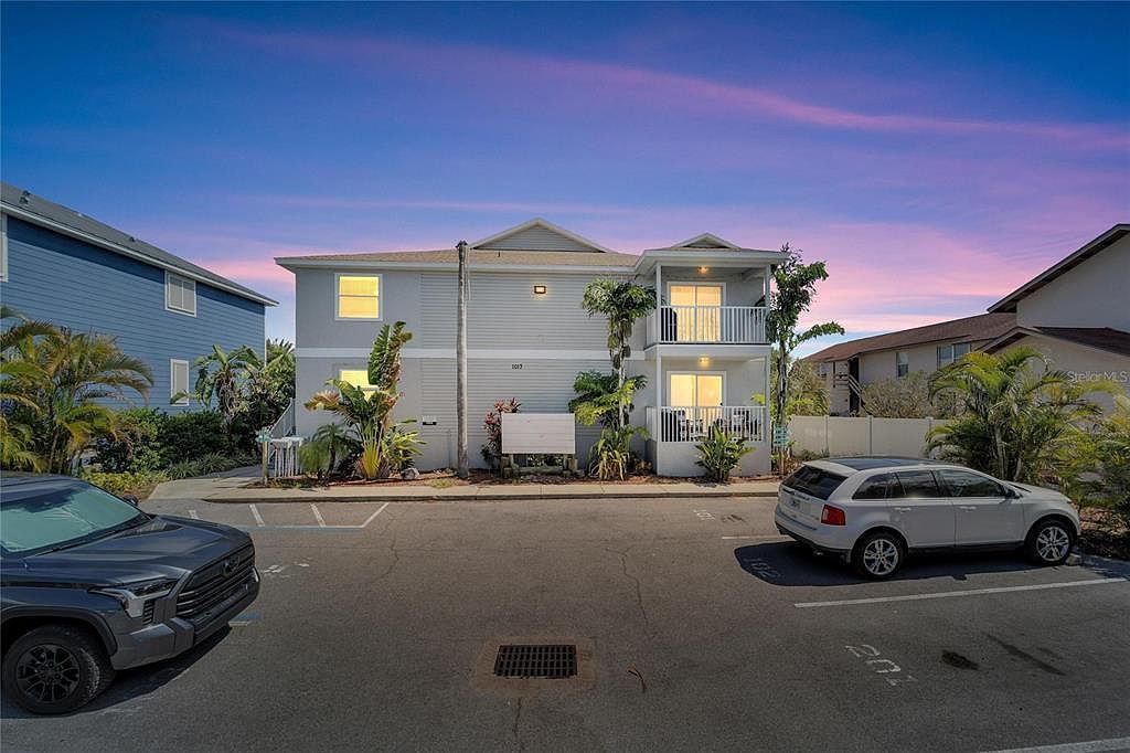 1013 Apollo Beach Blvd APT 202 Apollo Beach, FL 33572 - Thumbnail 2