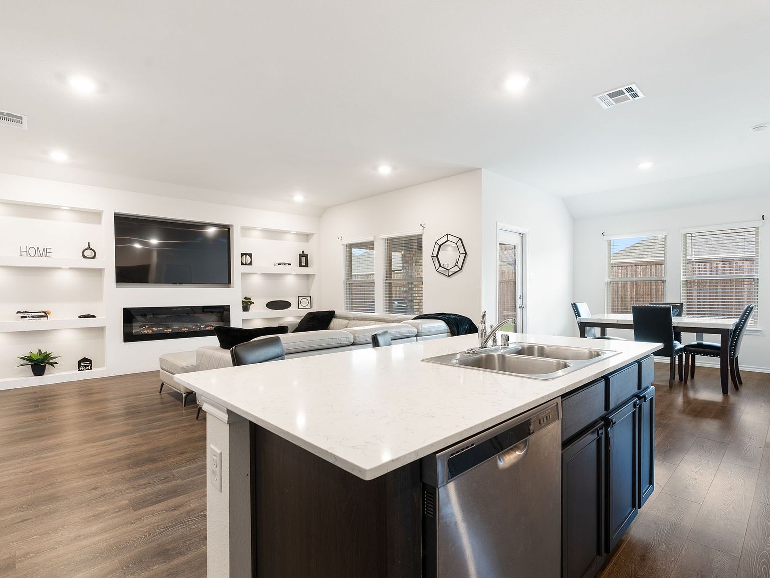 3413 Perman Dr Forney, TX 75126 - Thumbnail 2