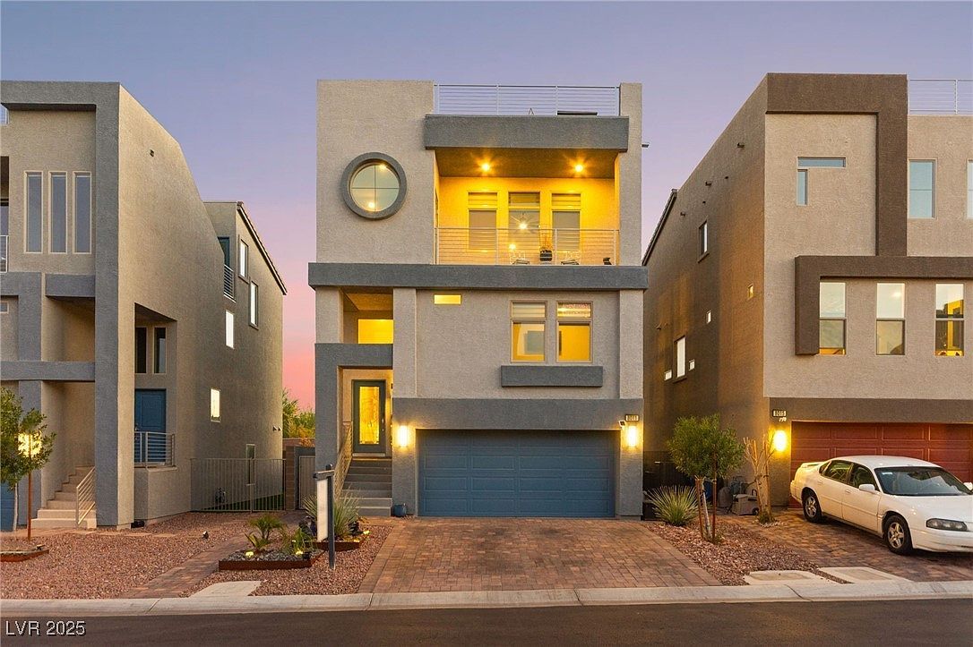 8011 Haywood Estate Ave Las Vegas, NV 89113 - Thumbnail 2