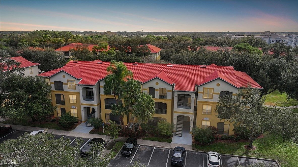 11521 Villa Grand APT 913 Fort Myers, FL 33913 - Thumbnail 2