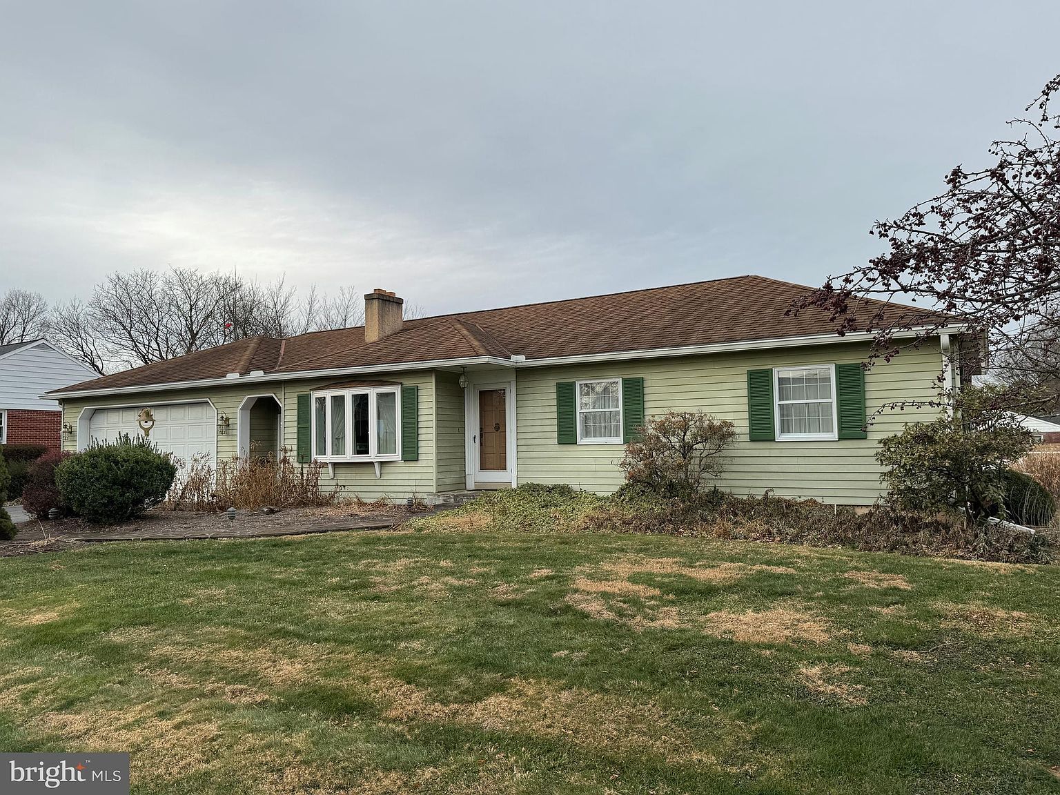 320 Crestline Dr Willow Street, PA 17584 - Thumbnail 2