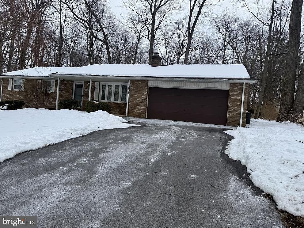 1806 Martin Dr Lebanon, PA 17046  | Single Family