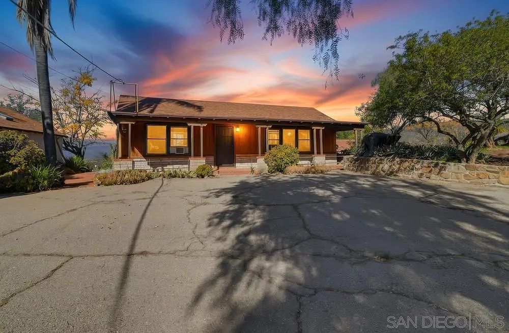 602 Starbright Ln Alpine, CA 91901 - Thumbnail 2