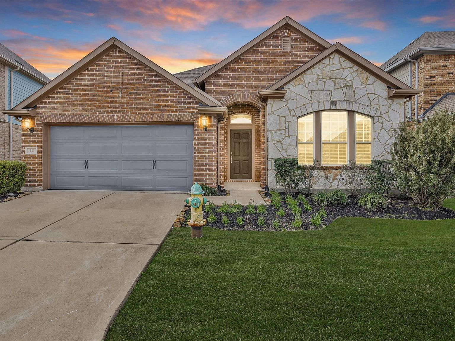 141 Saddle Dr Houston, TX 77065 - Thumbnail 2