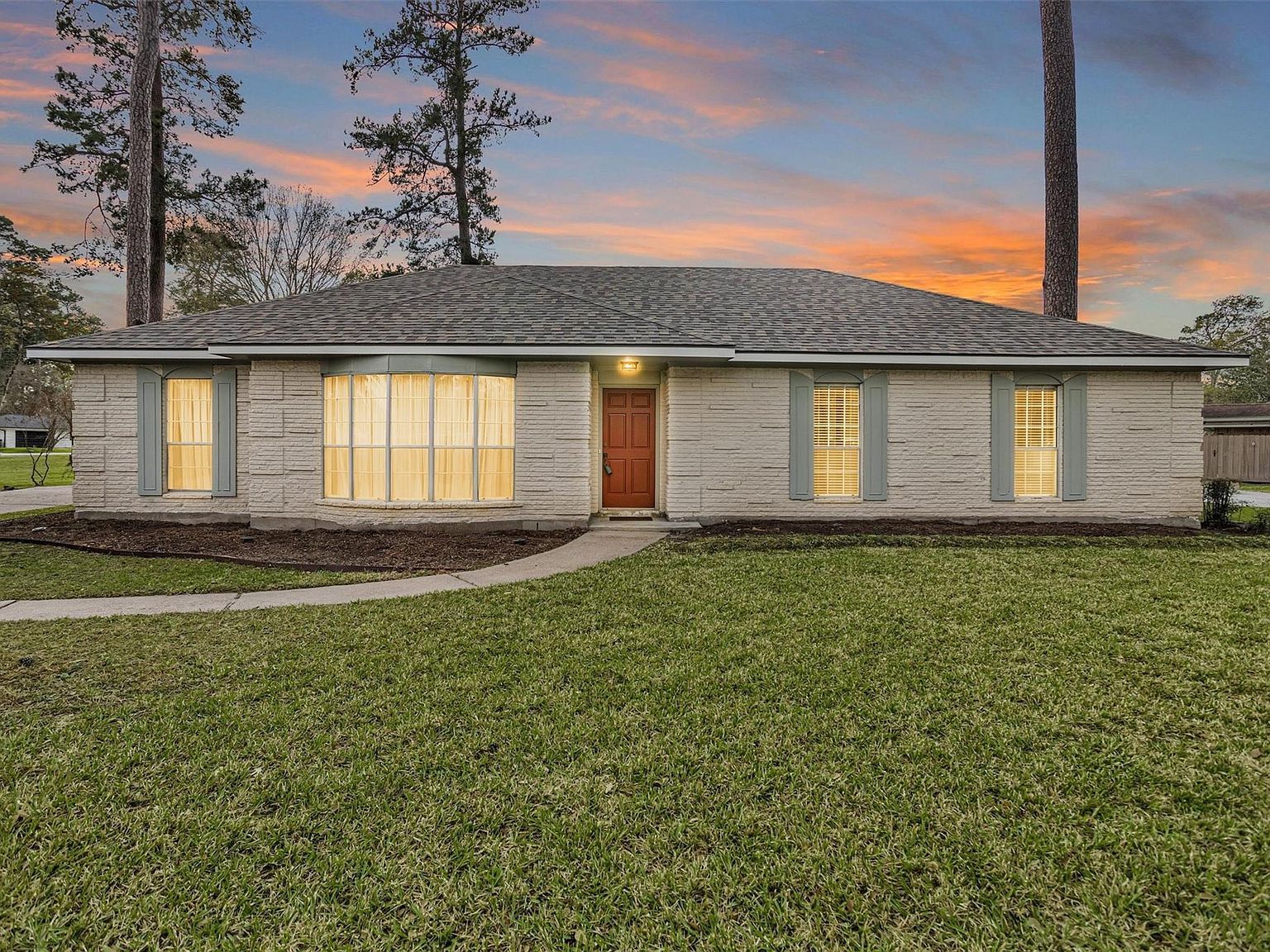 450 Dover Ln Spring, TX 77373 - Thumbnail 2