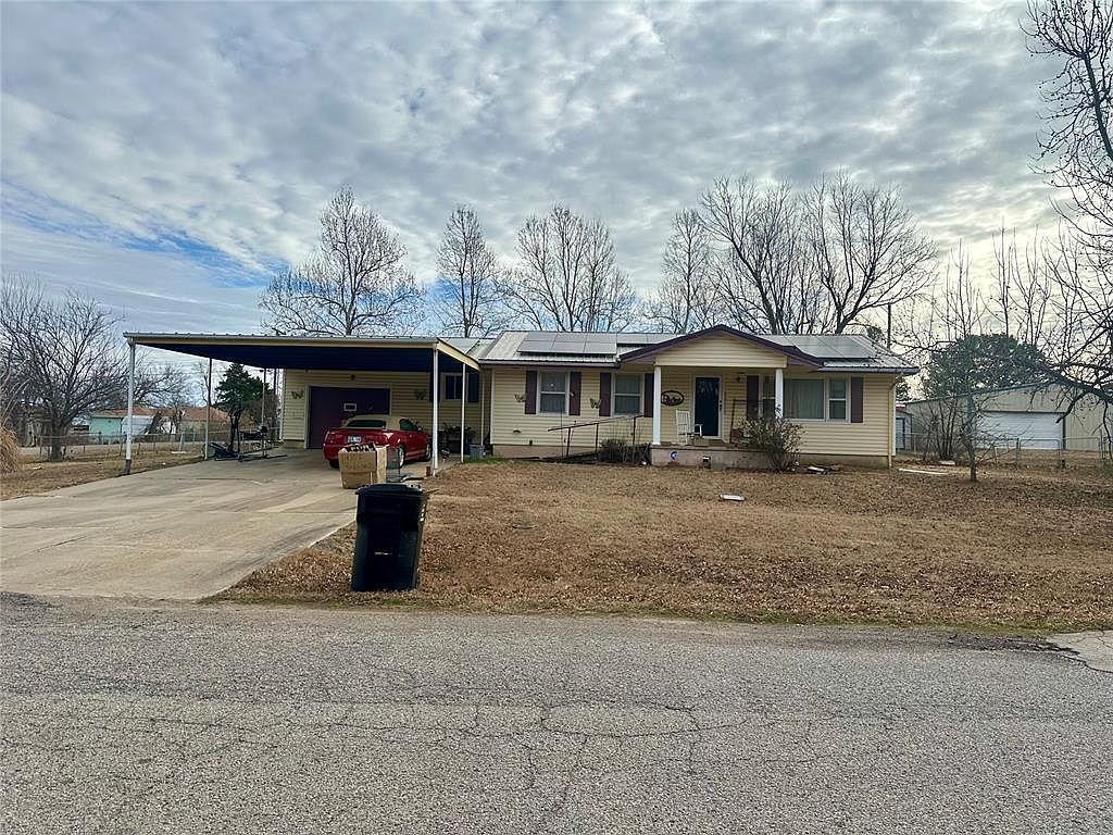 400 S Main St McLoud, OK 74851 - Thumbnail 2