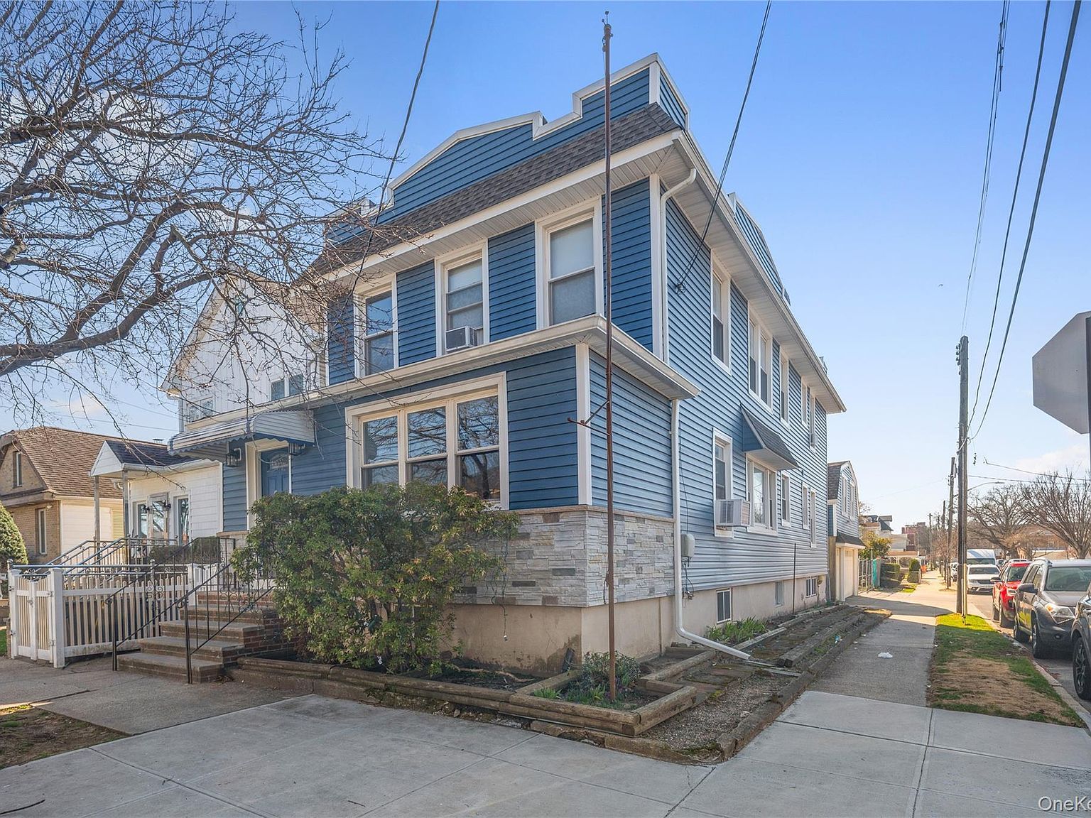 7526 166th St Flushing, NY 11366  | Multi Family