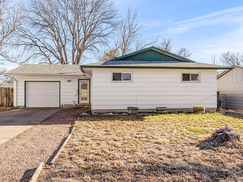 32 Scotland Rd Pueblo, CO 81001 - Thumbnail 2