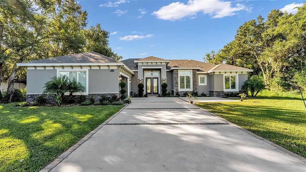 1586 Martin Luther King Blvd NE Winter Haven, FL 33881 - Thumbnail 2