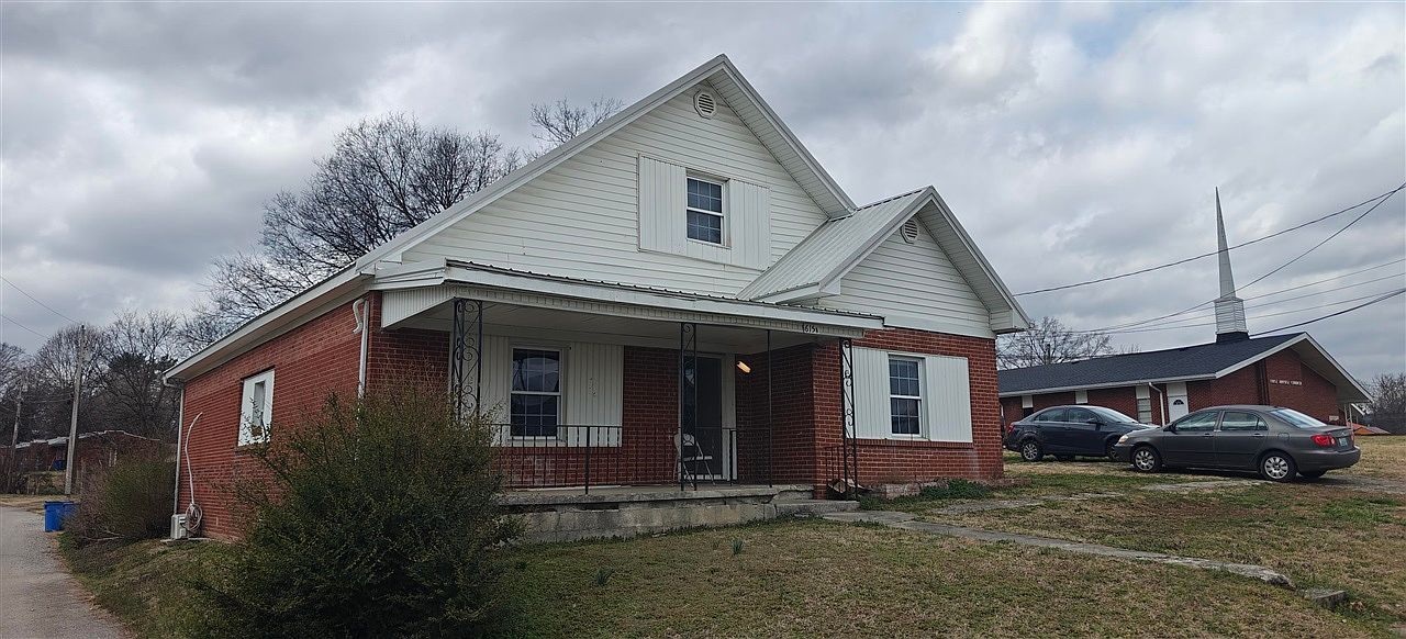 615 S Lewis St Glasgow, KY 42141 - Thumbnail 2