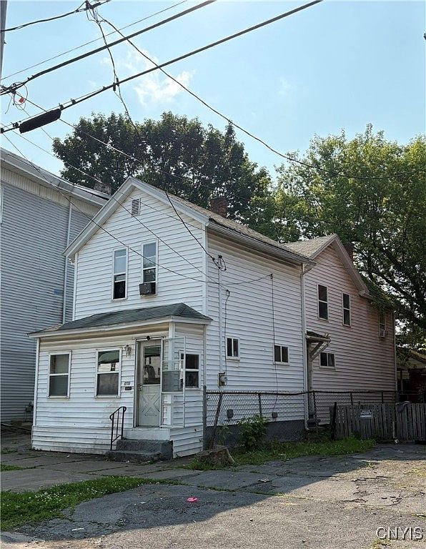 1230 Francis St Utica, NY 13502 - Thumbnail 2