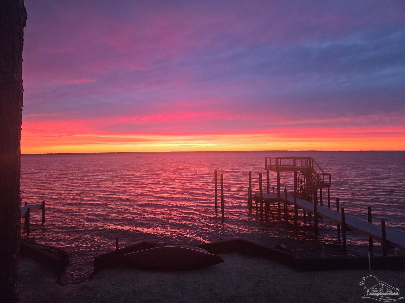 889 Dolphin Rd Milton, FL 32583  | Single Family