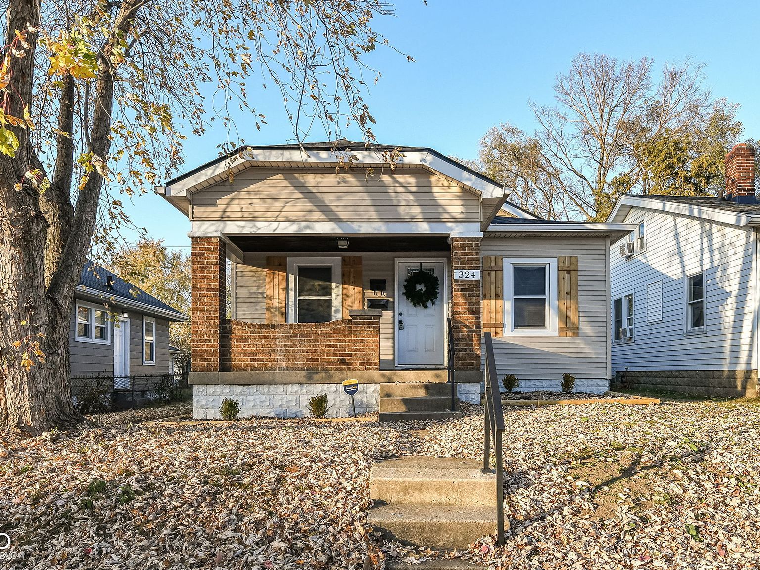 324 E Southern Ave Indianapolis, IN 46225 - Thumbnail 2