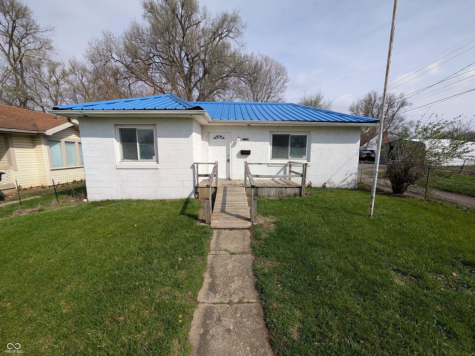 1720 W 24th St Anderson, IN 46016  | Single Family