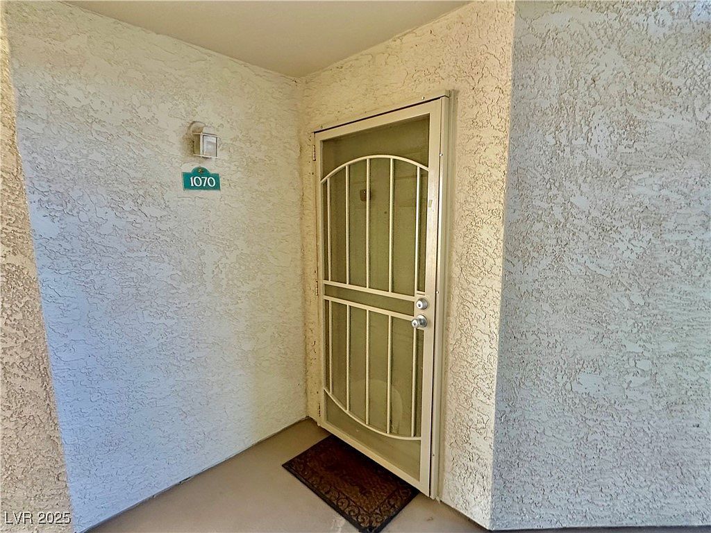 3550 Bay Sands Dr APT 1070 Laughlin, NV 89029 - Thumbnail 2