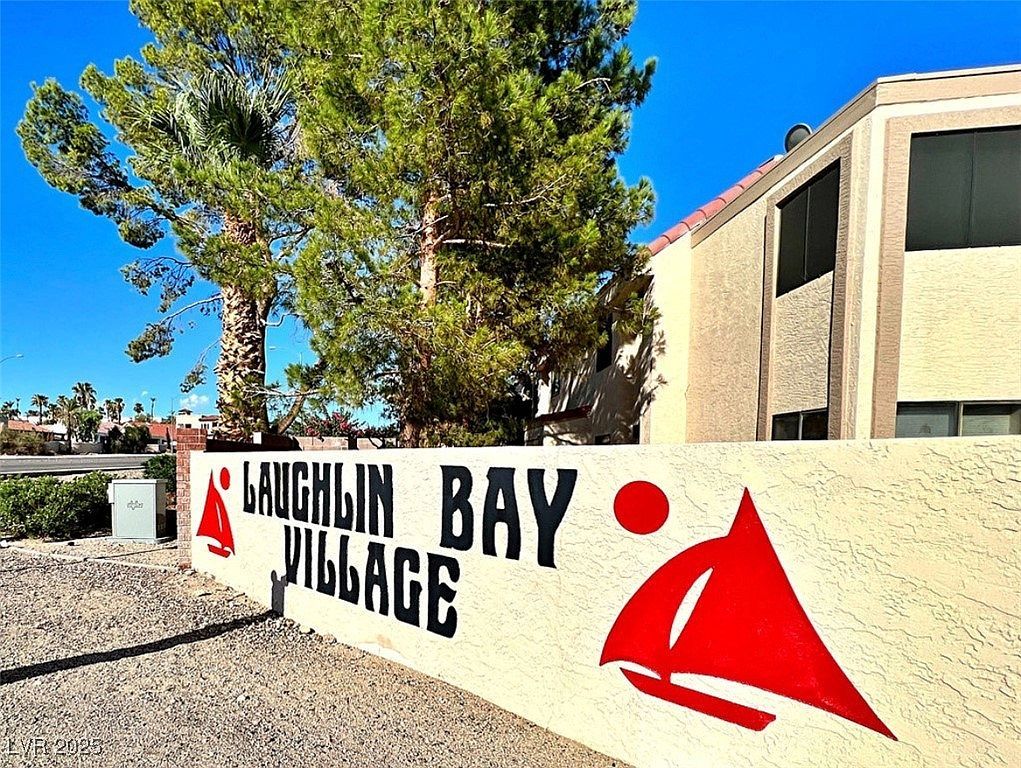 3740 Desert Marina Dr APT 12 Laughlin, NV 89029 - Thumbnail 2