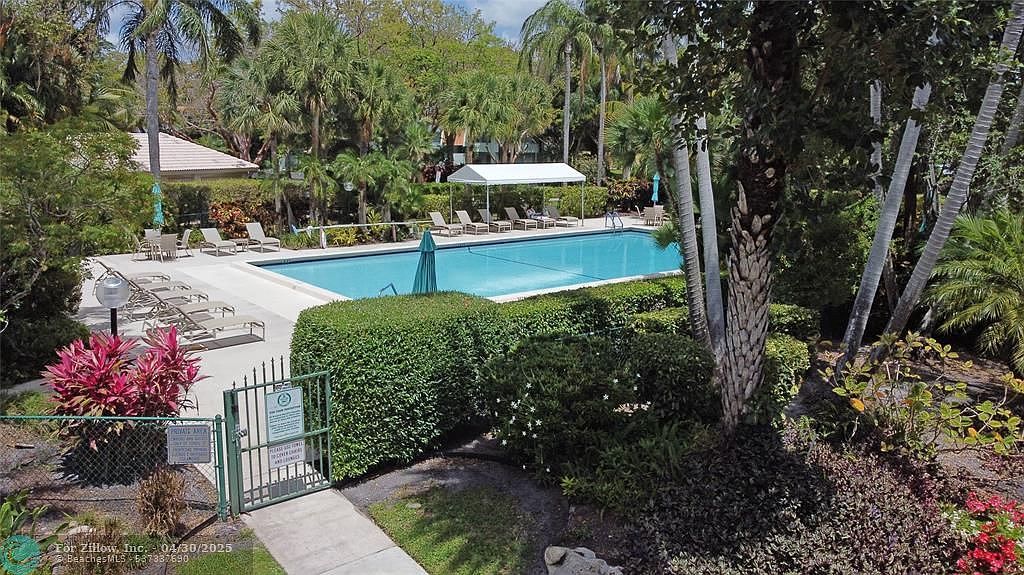 802 Cypress Grove Ln APT 309 Pompano Beach, FL 33069 - Thumbnail 2