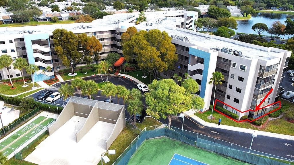 1101 Colony Point Cir APT 123 Pembroke Pines, FL 33026 - Thumbnail 2