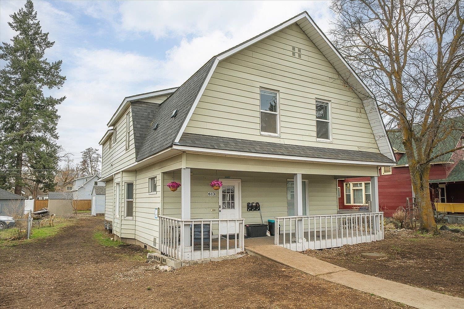 613 W Knox Ave Spokane, WA 99205  | Multi Family