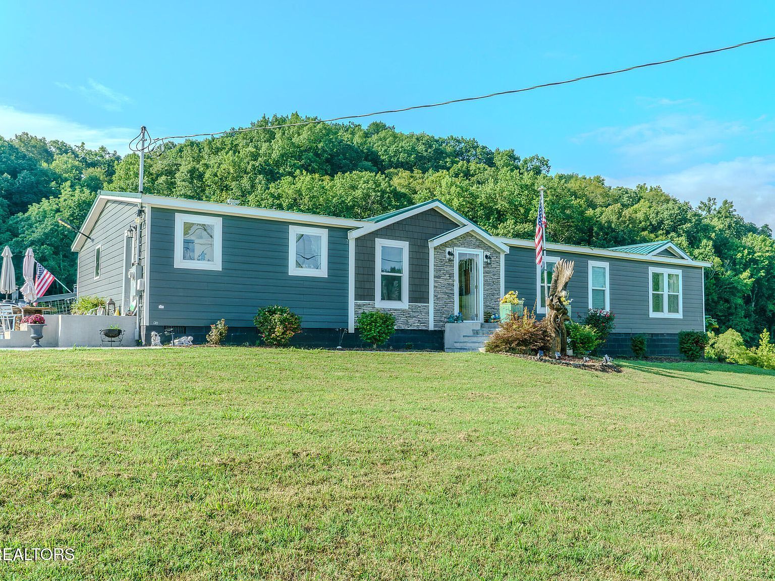 807 Gists Creek Rd Sevierville, TN 37876 - Thumbnail 2