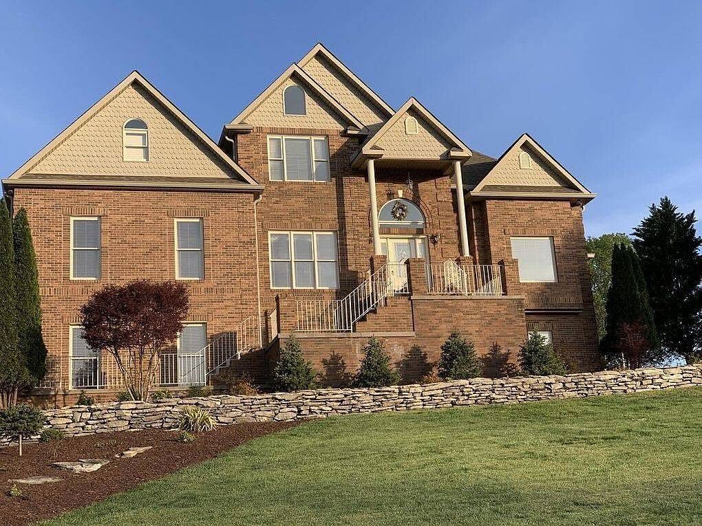 205 Links Ct Tazewell, TN 37879 - Thumbnail 2