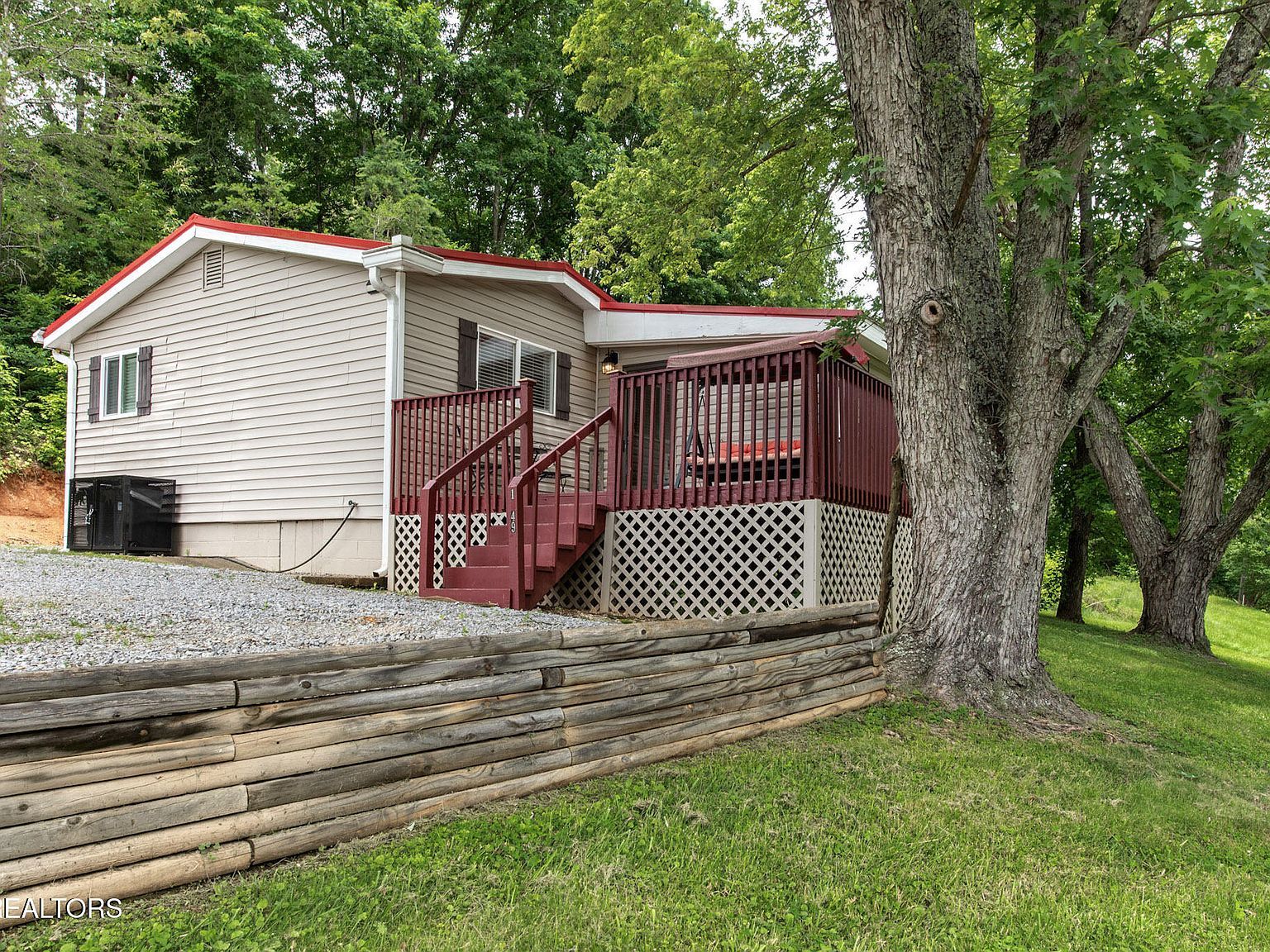 1249 McCarter Hollow Rd Sevierville, TN 37862 - Thumbnail 2