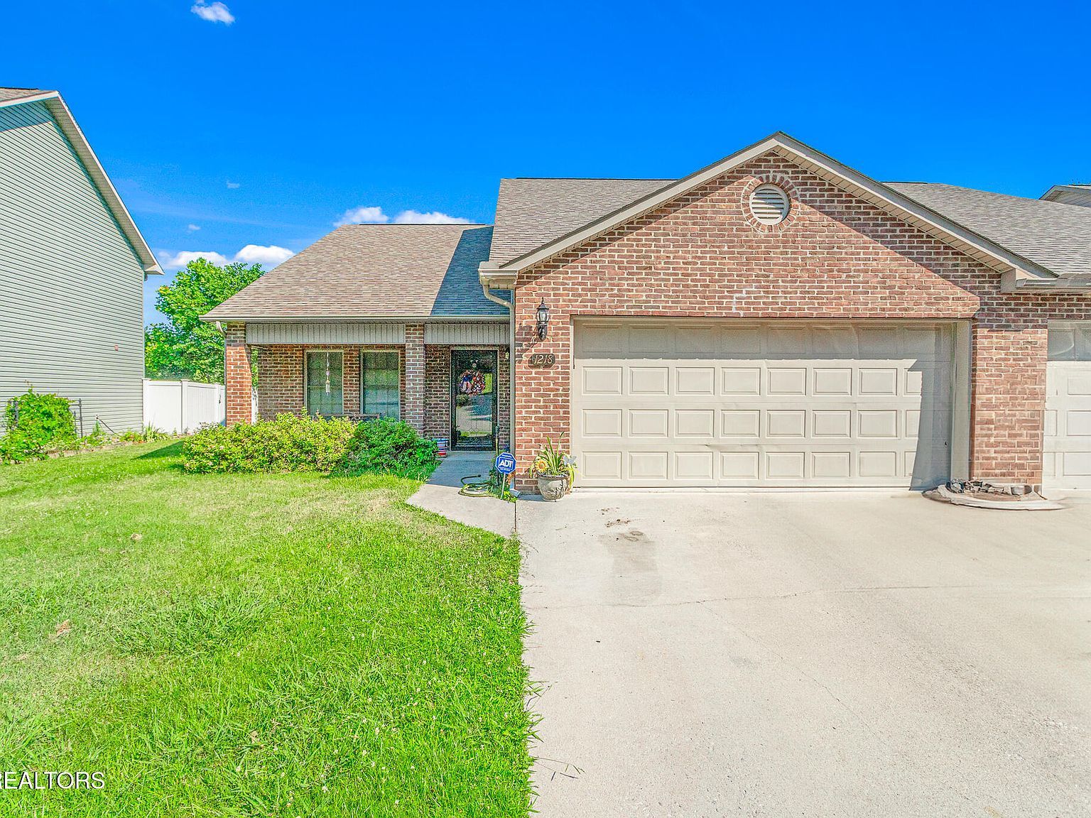 1218 Ernest McMahan Rd Sevierville, TN 37862 - Thumbnail 2