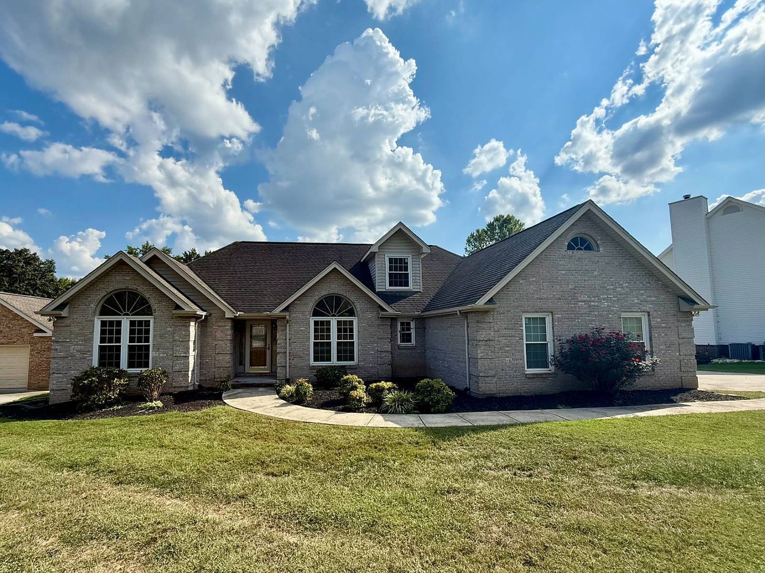 4828 Shannon Run Dr Knoxville, TN 37918 - Thumbnail 2