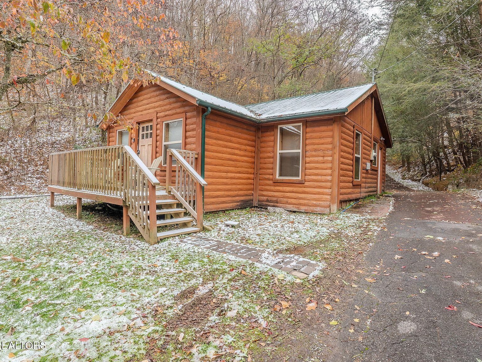 1321 Wears Valley Rd Townsend, TN 37882 - Thumbnail 2