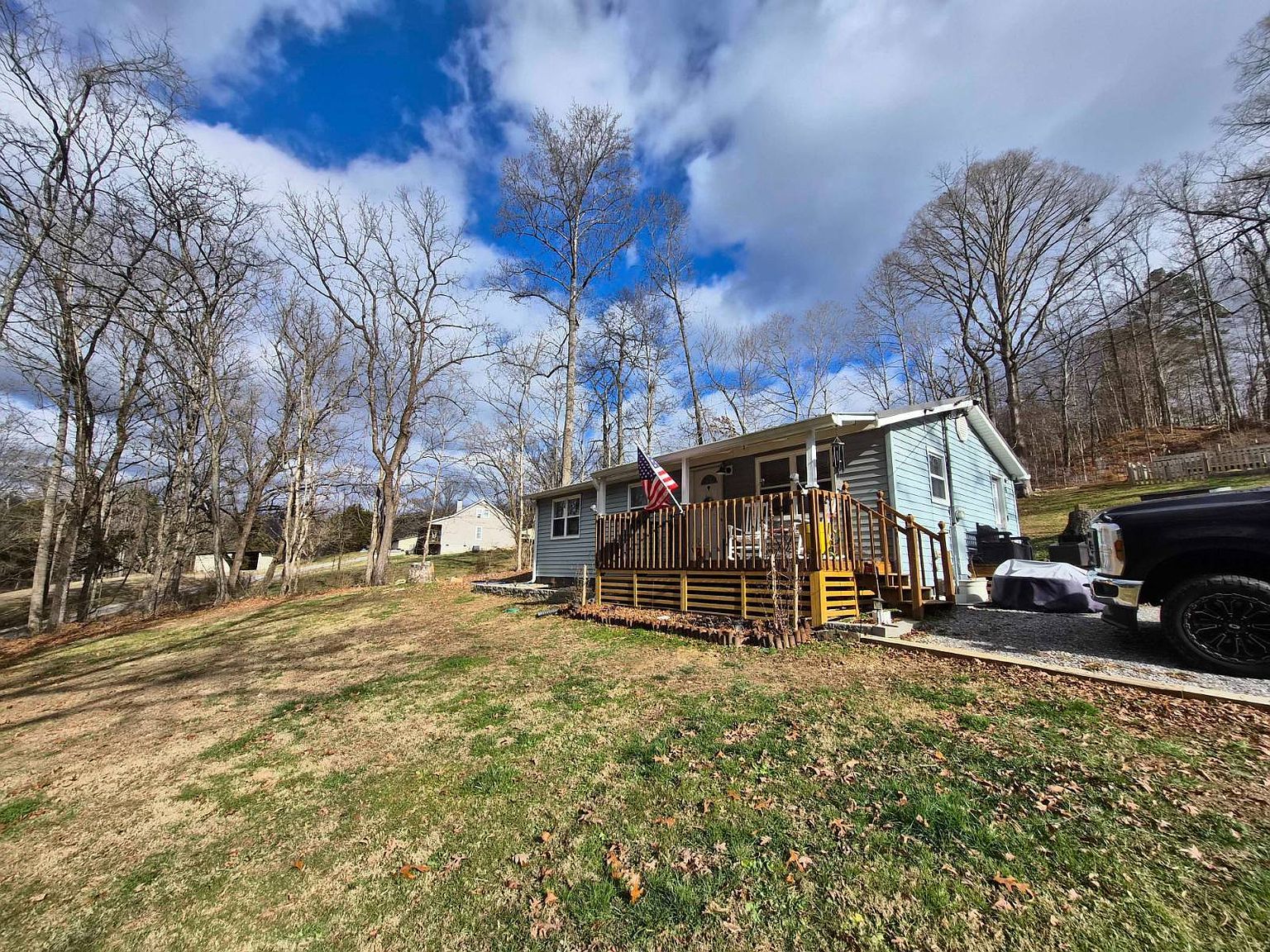 3536 Dockery Dr Mascot, TN 37806 - Thumbnail 2