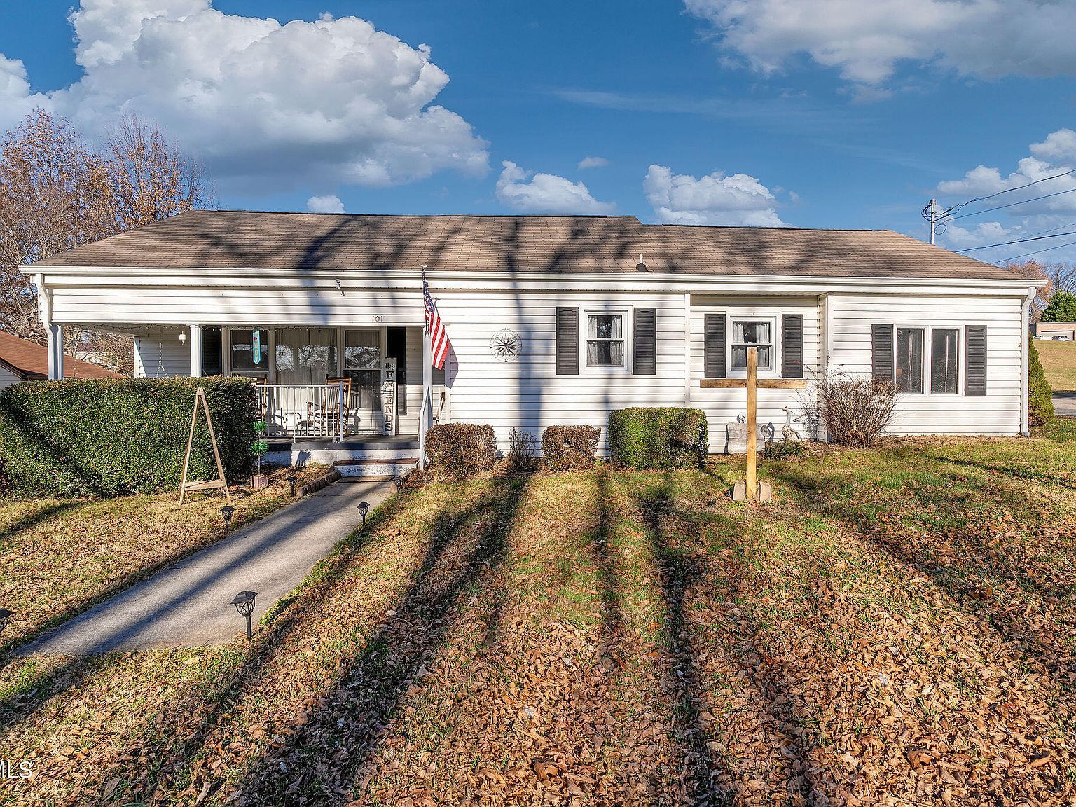 101 Queen St Bristol, TN 37620 - Thumbnail 2