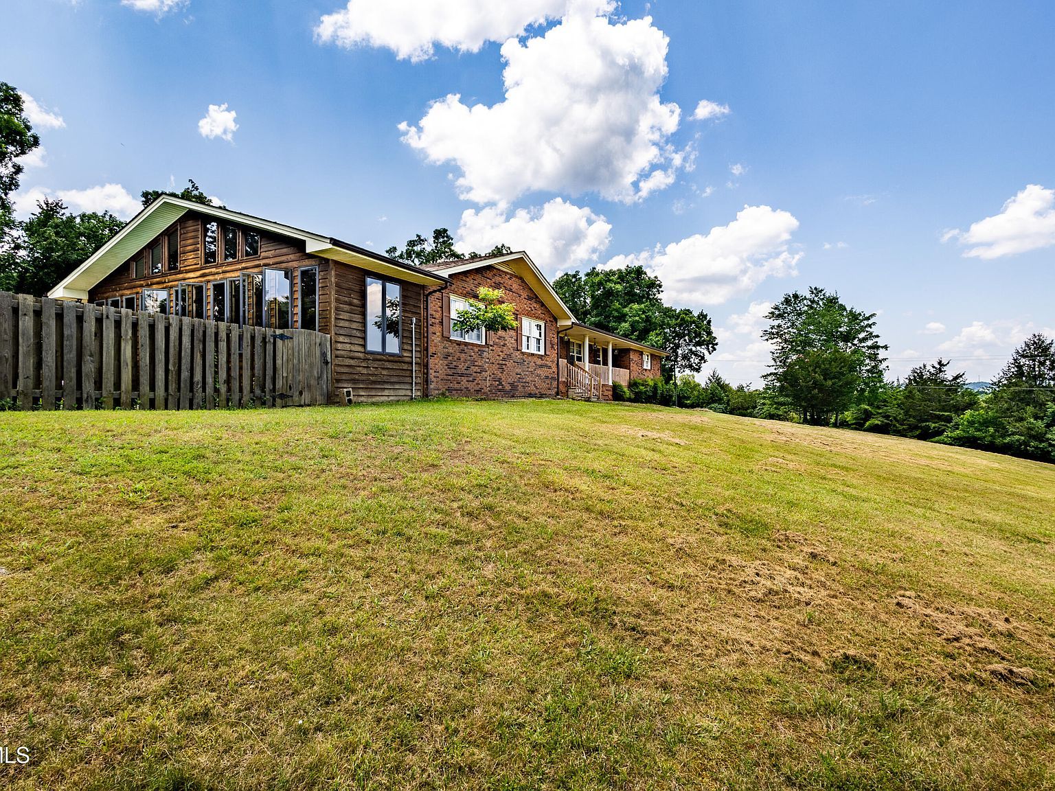 274 Hickam Orchard Rd Kingsport, TN 37660 - Thumbnail 2