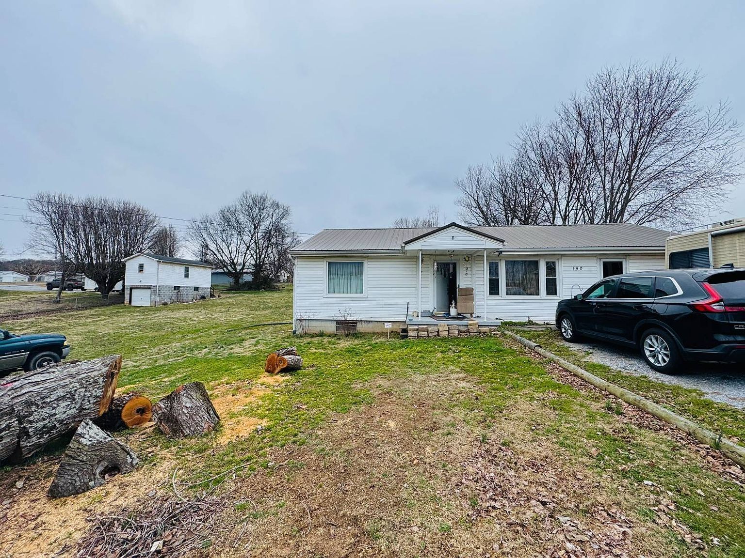 190 Debusk Rd Greeneville, TN 37743 - Thumbnail 2