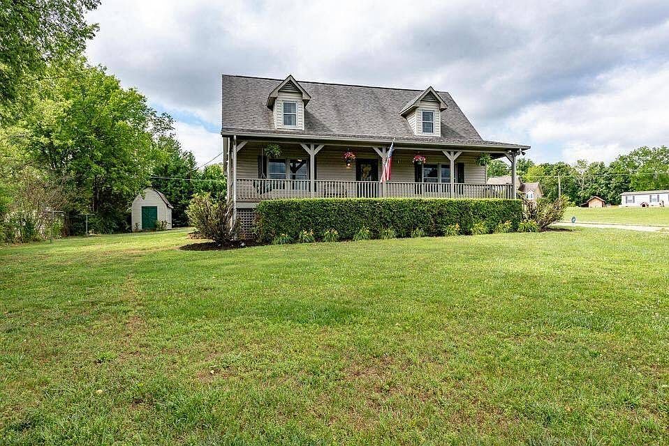 2077 Grey Ridge Rd Maryville, TN 37801 - Thumbnail 2