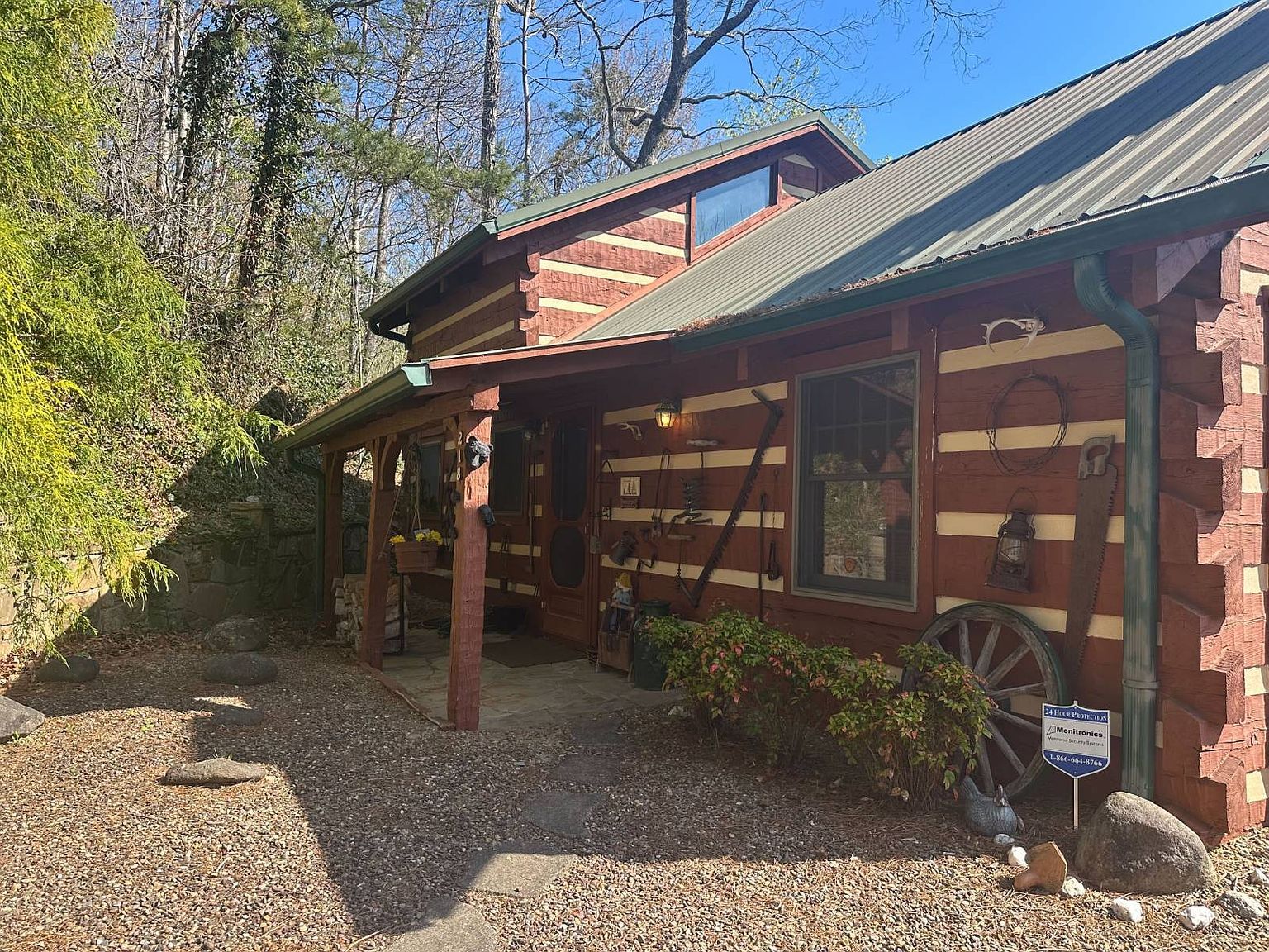 218 Freedom Ln Gatlinburg, TN 37738  | Single Family