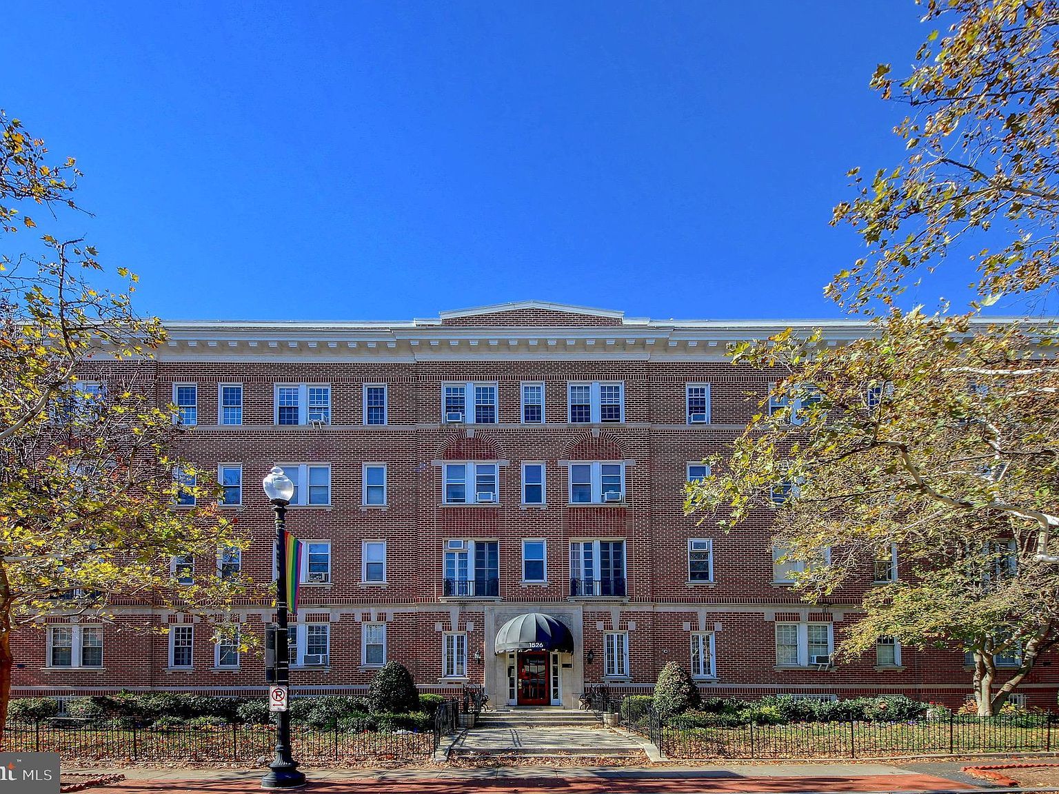 1526 17th St NW APT 207 Washington, DC 20036 - Thumbnail 2