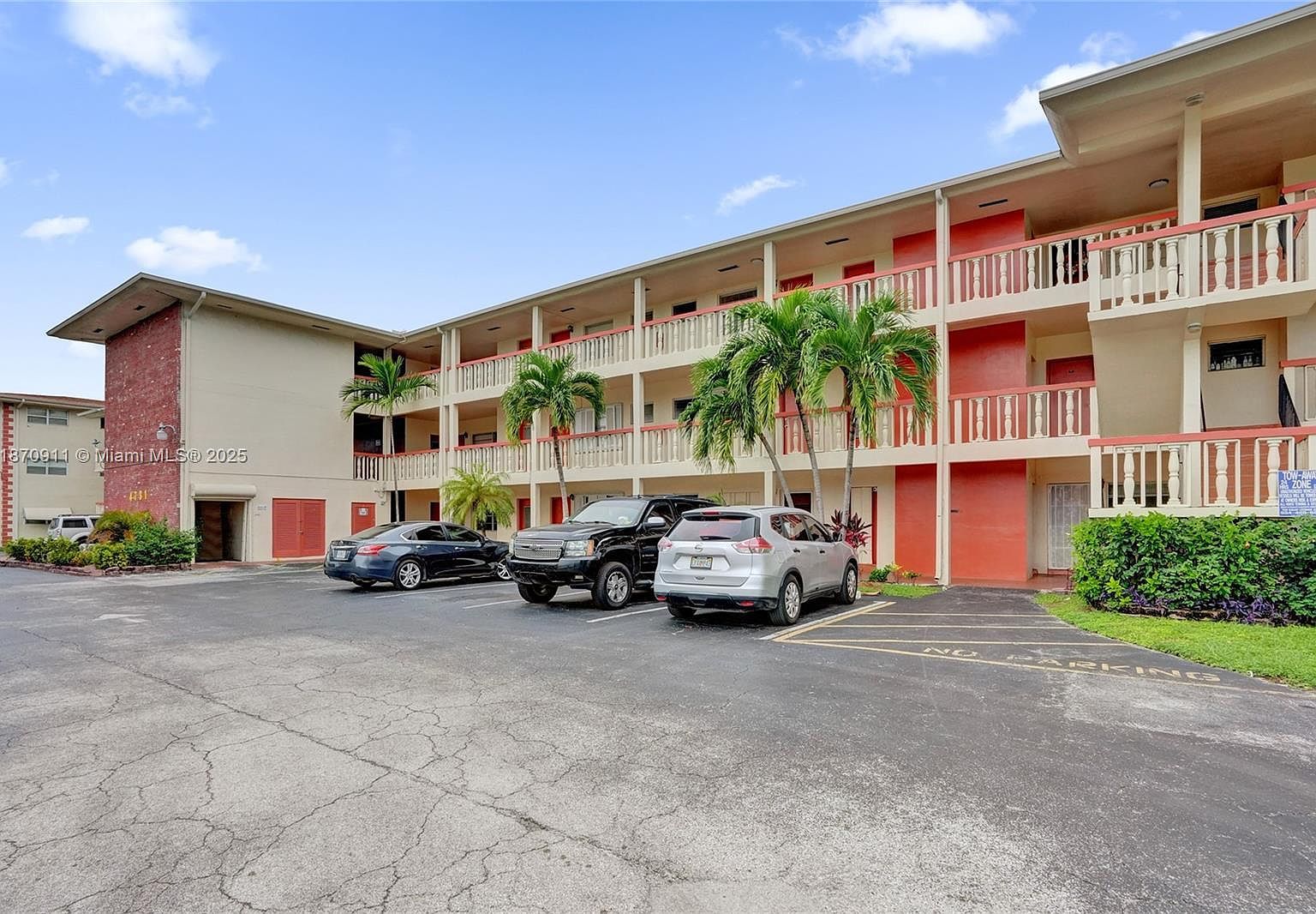 4731 NW 10th Ct APT 314 Fort Lauderdale, FL 33313 - Thumbnail 2