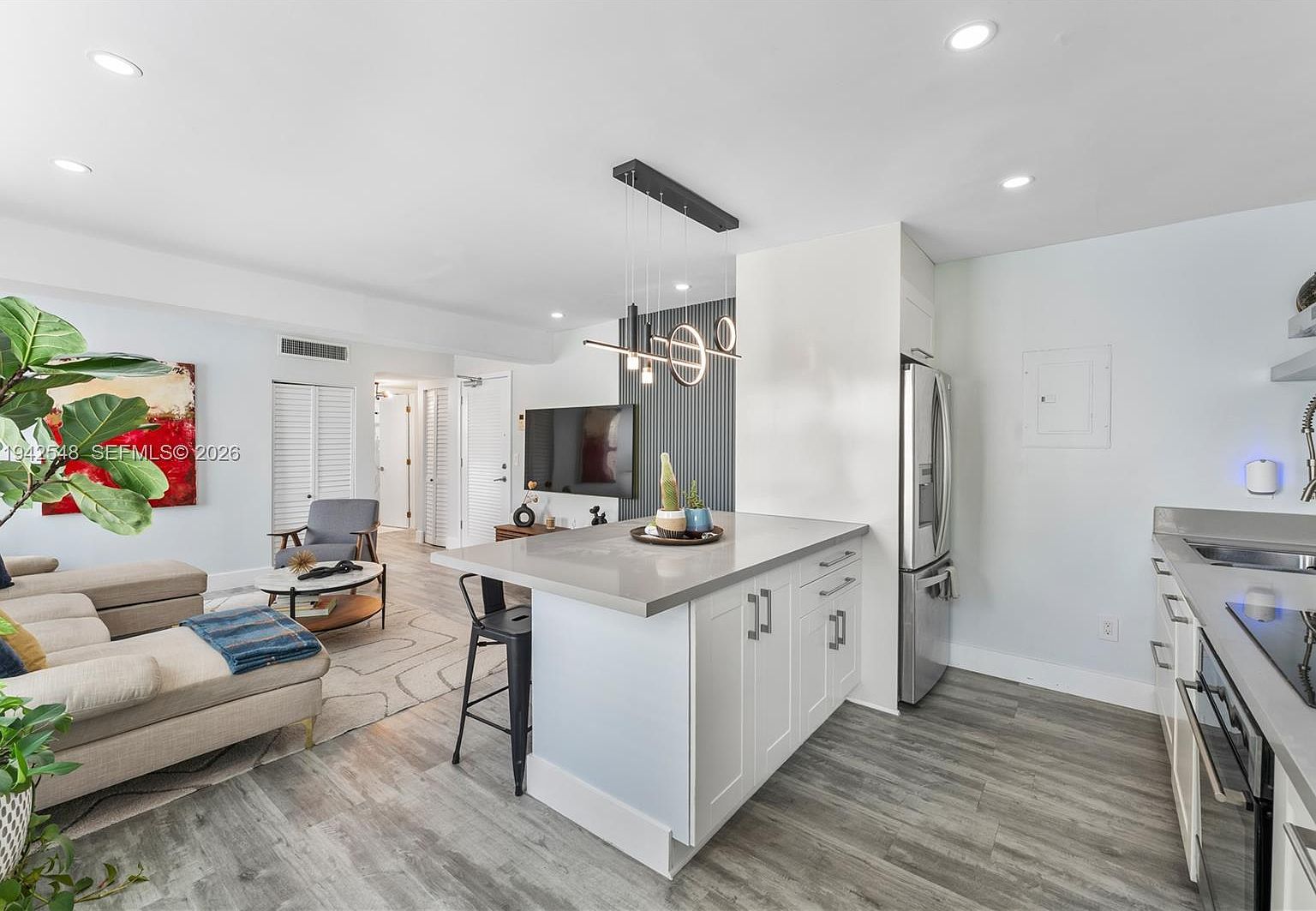 1308 Drexel Ave APT 209 Miami Beach, FL 33139 - Thumbnail 2