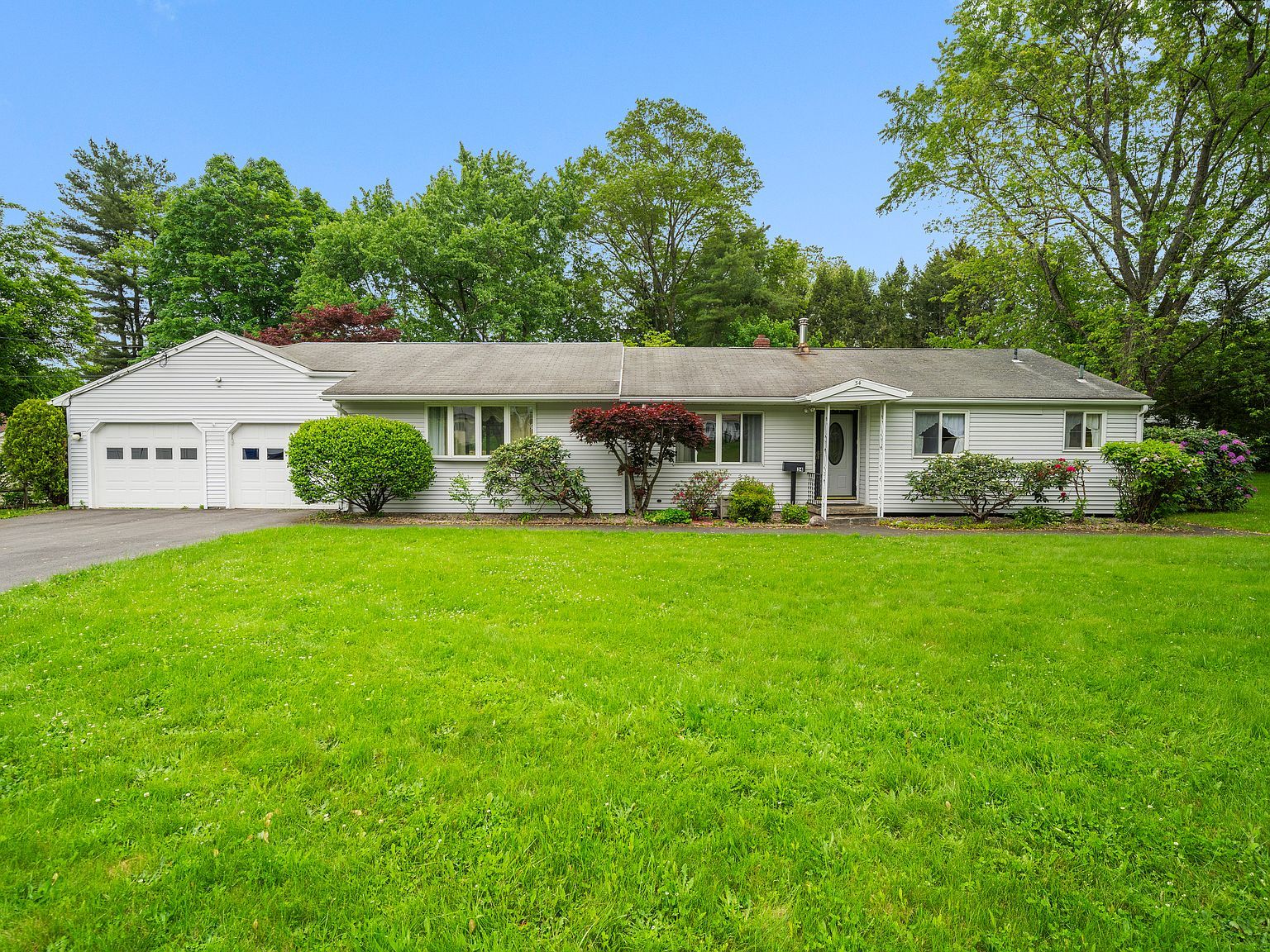 34 Benedict Dr South Windsor, CT 06074 - Thumbnail 2