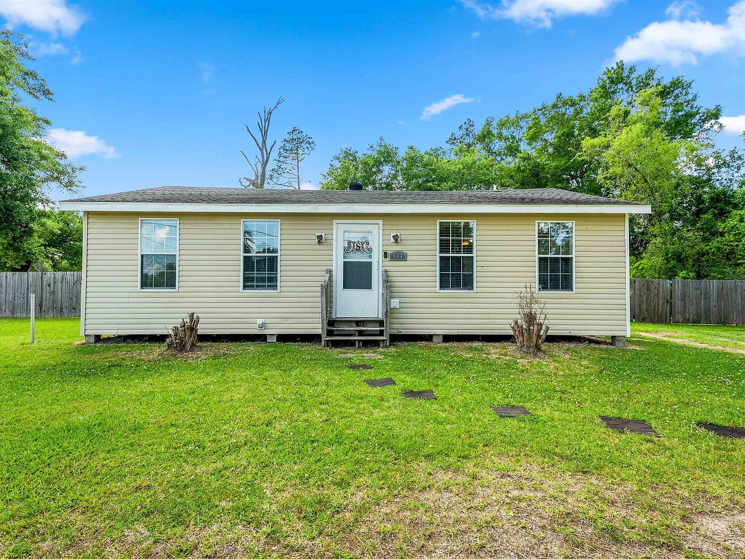 533 Corley St Dequincy, LA 70633  | Single Family