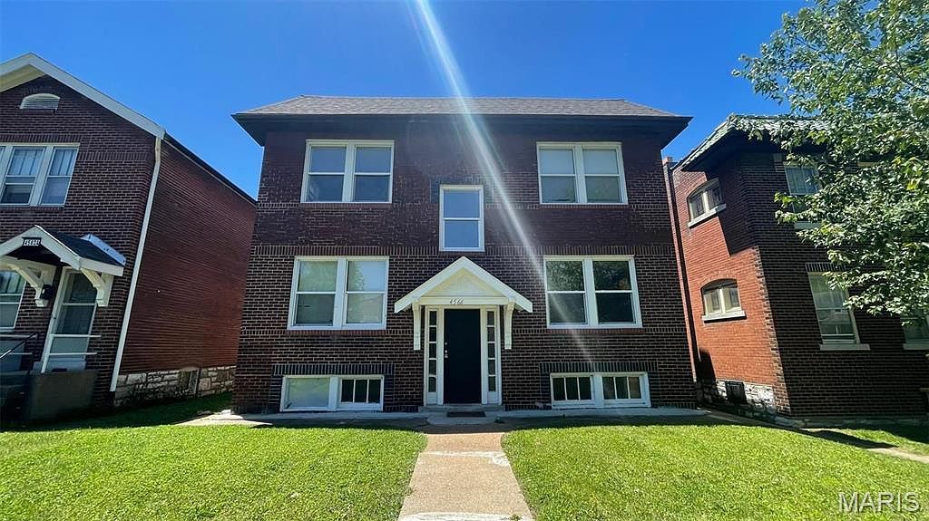 4566 Loughborough Ave Saint Louis, MO 63116 - Thumbnail 2