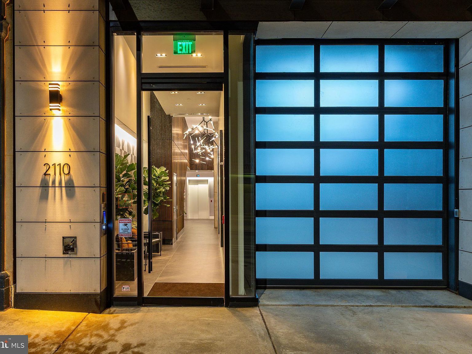 2108 Walnut 10 St #401 Philadelphia, PA 19103 - Thumbnail 2