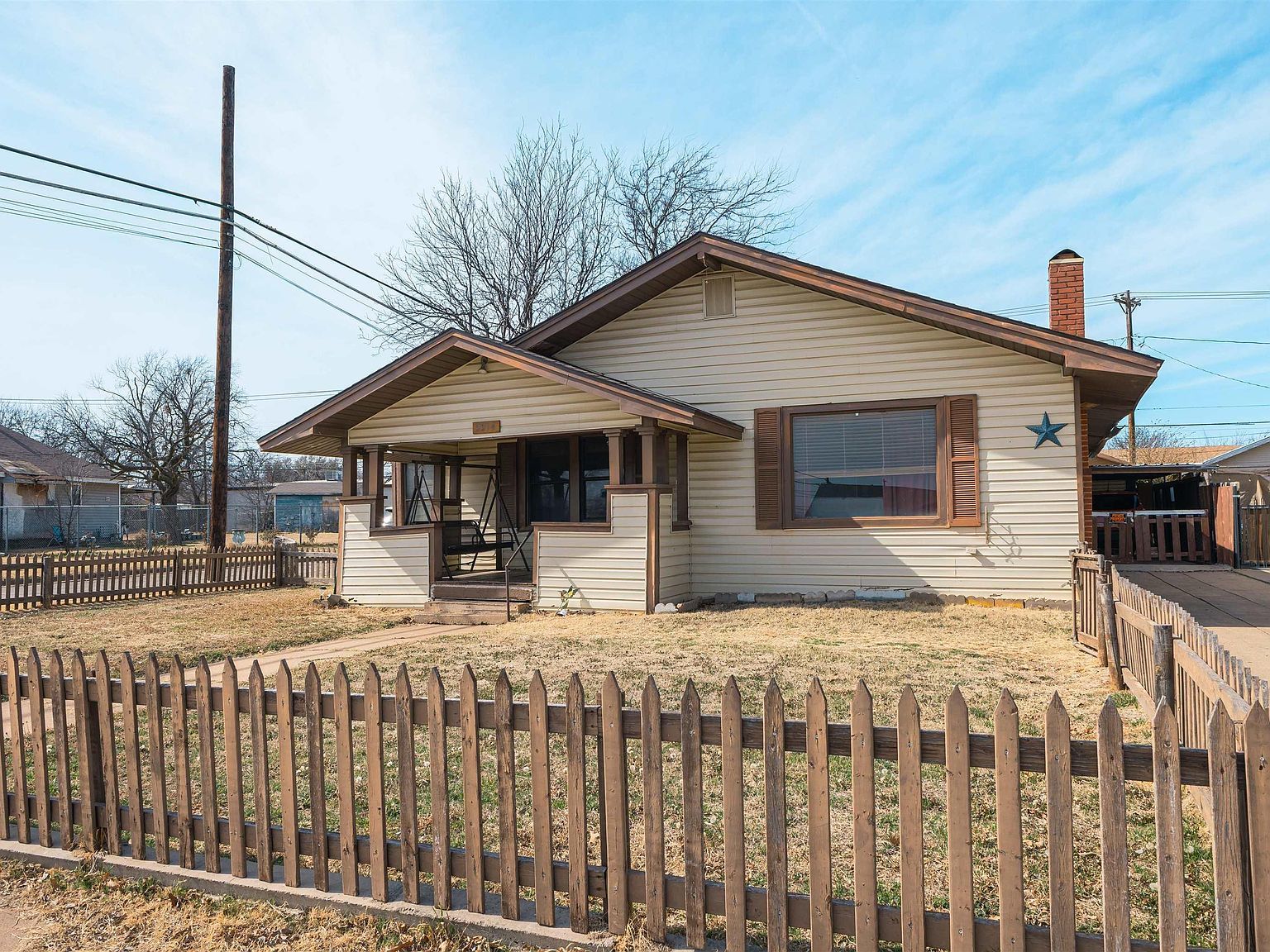 2214 Buchanan St Wichita Falls, TX 76309 - Thumbnail 2