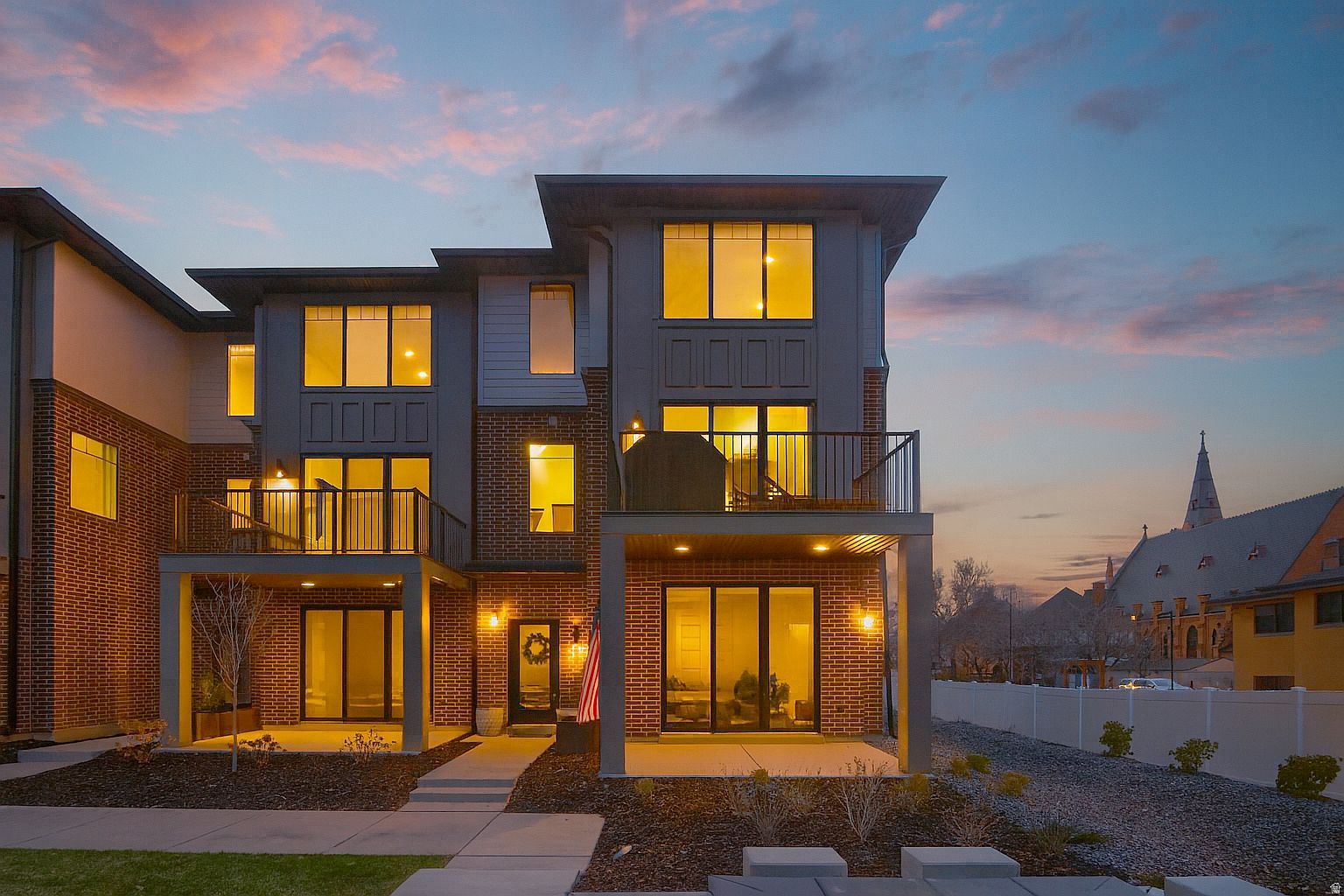 536 E 2360 S Ogden, UT 84401 - Thumbnail 2