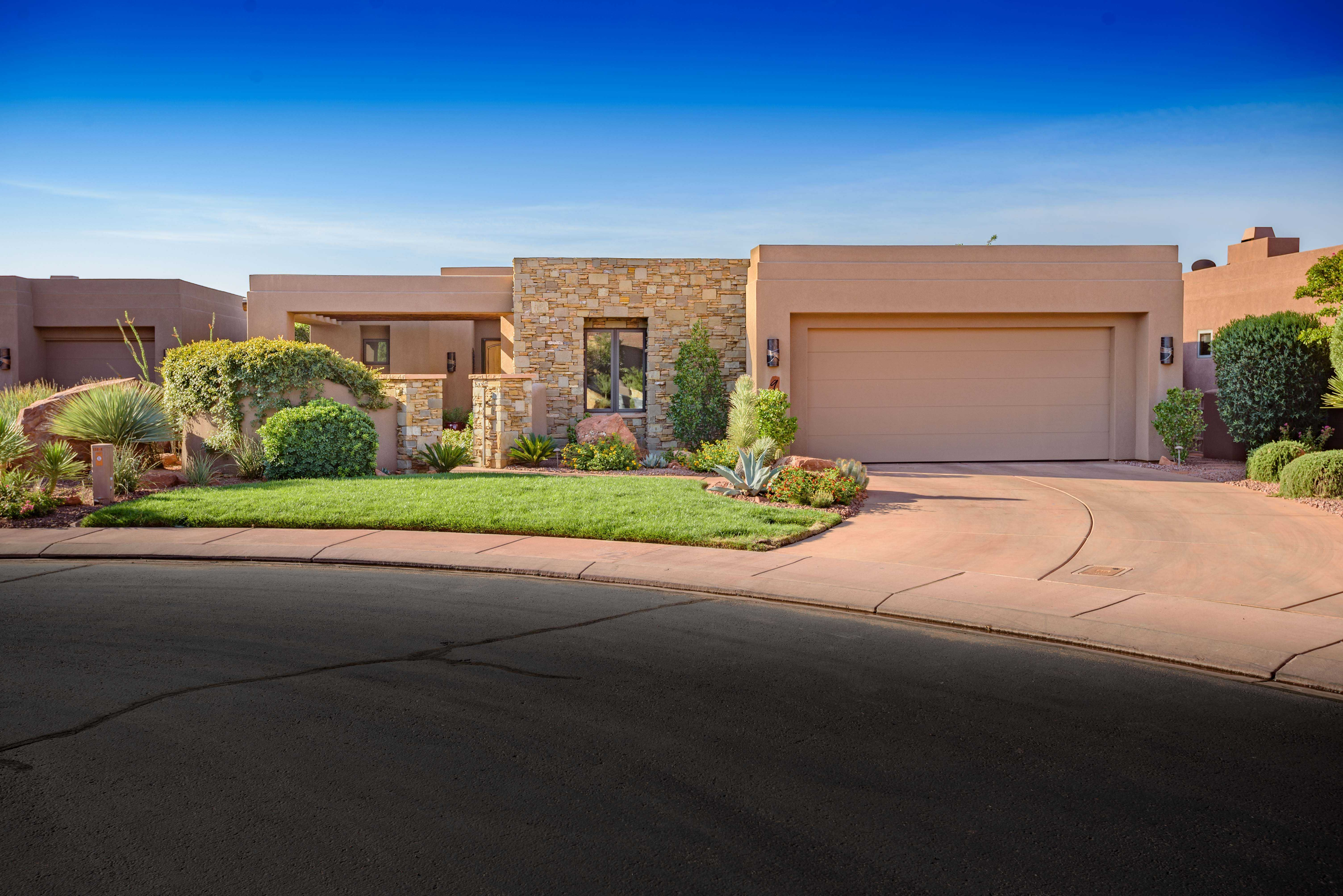 150 N Snow Canyon Drive #9, Ivins, UT, 84738 - Thumbnail 2