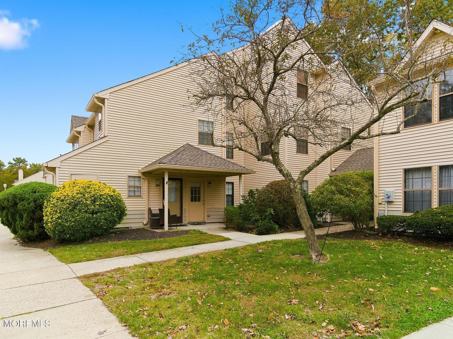 602 Violet Ln Jackson, NJ 08527 - Thumbnail 2