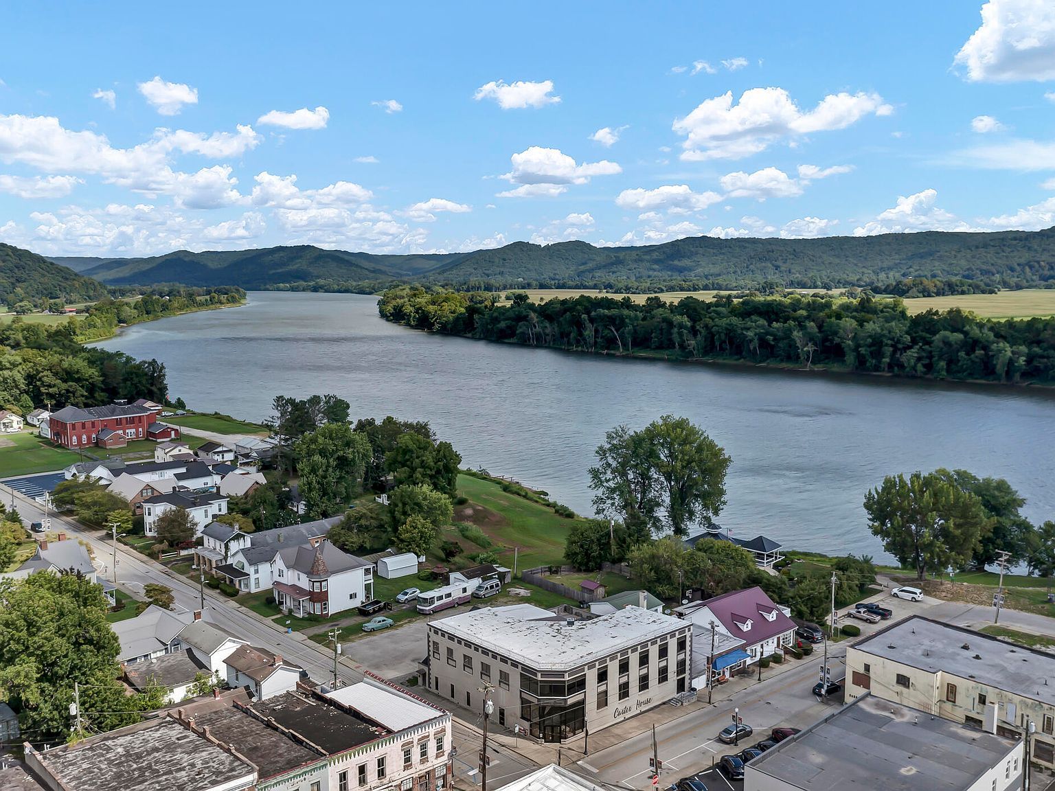 12 W 2nd St #A Vanceburg, KY 41179 - Thumbnail 2