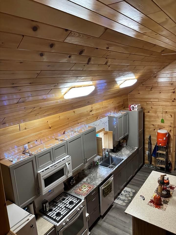 90 Wildwood Rd Colton, NY 13625 - Thumbnail 2